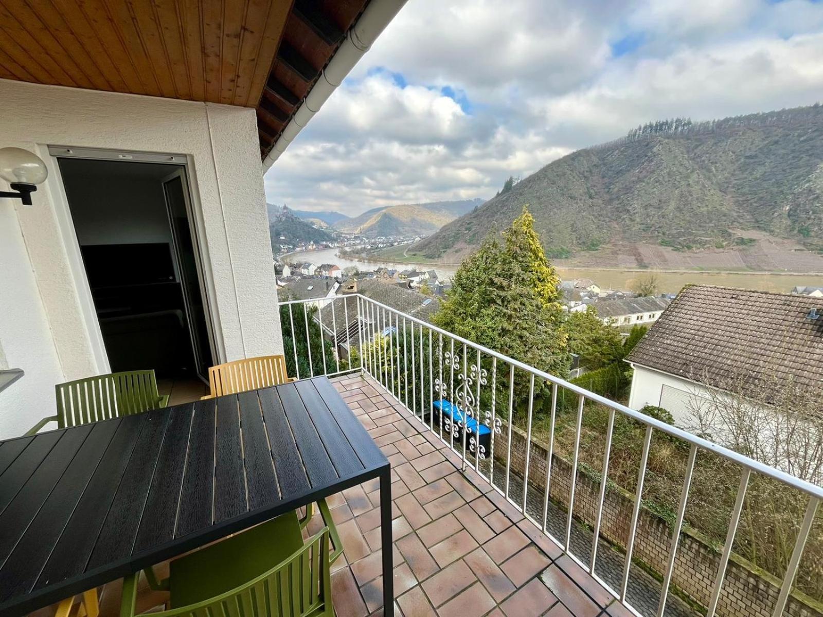 Ferienwohnung Meyver Cochem Exterior foto